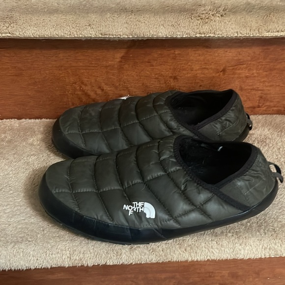The North Face Men’s Shoes Size 11 In Like New In Excellent Condition - Picture 4 of 11